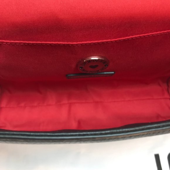 NWT LOVE MOSCHINO Leather Studded Heart Chain Strap Bag - Picture 9 of 10